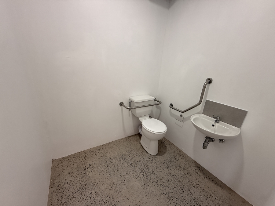To Let Commercial Property for Rent in Firgrove Western Cape